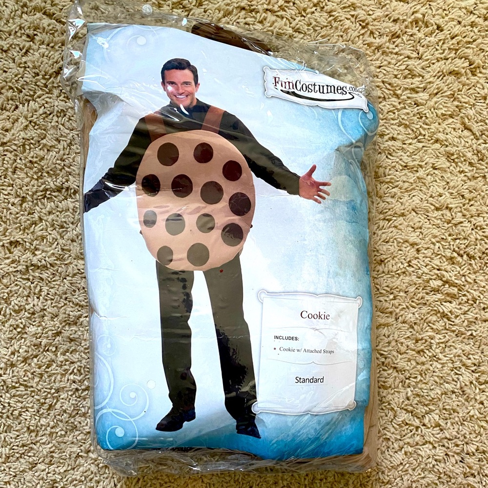Adult chocolate chip cookie costume size OSFM